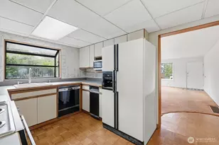 824 S 146th St, Burien, WA 98168 - Photo 7