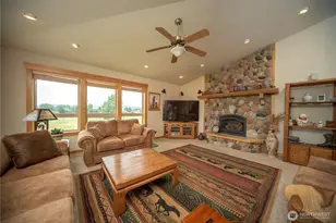 360 Double Creek Ln, Ellensburg, WA 98926 - Photo 7