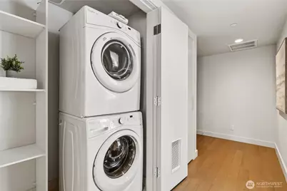 583 Battery Street #3602N, Seattle, WA 98121 - Photo 21
