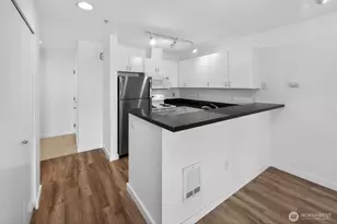 1323 Boren Ave, Seattle, WA 98101 - Photo 9