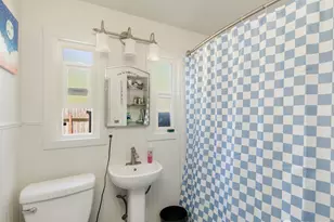 509 W Cherry St, Centralia, WA 98531 - Photo 13