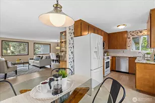 8505 236th St SW, Edmonds, WA 98026 - Photo 7