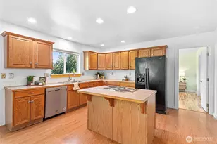 765 Summerset Way, Sedro Woolley, WA 98284 - Photo 11