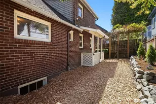 1618 NE 80th St, Seattle, WA 98115 - Photo 25