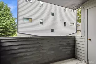 10732 Stone Ave N, Seattle, WA 98133 - Photo 15