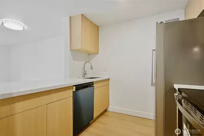 10732 Stone Avenue N #1-6, Seattle, WA 98133 - Photo 9