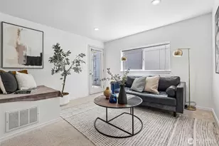 5624 Roosevelt Way NE, Seattle, WA 98105 - Photo 7