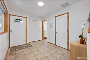 1619 S Weller St, Seattle, WA 98144 - Photo 5