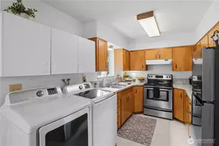 360 Tremont St W, Port Orchard, WA 98366 - Photo 9