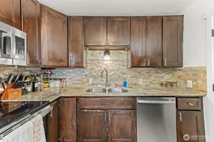 6810 Fawcett Ave, Tacoma, WA 98408 - Photo 9