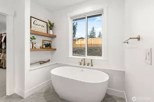 17905 28th St E, Lake Tapps, WA 98391 - Photo 15