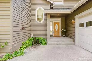 90 NE Daybreak Dr, Belfair, WA 98528 - Photo 7