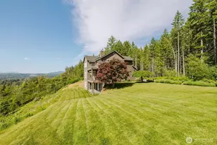 90 NE Daybreak Dr, Belfair, WA 98528 - Photo 5