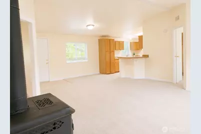 8375 Golden Valley Boulevard, Maple Falls, WA 98266 - Photo 15