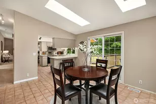 8634 NE 169th St, Kenmore, WA 98028 - Photo 11