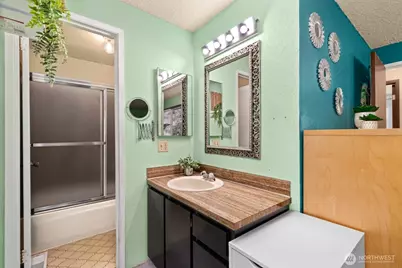 9107 NE 142nd Way, Kirkland, WA 98034 - Photo 15