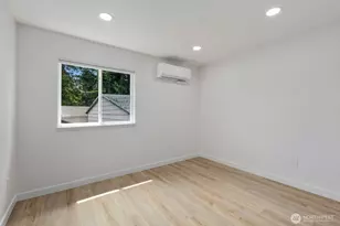 2126 E Grand Ave, Everett, WA 98201 - Photo 9
