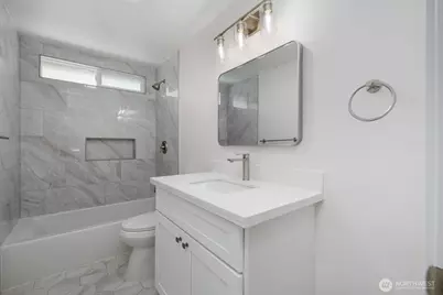 2126 E Grand Avenue, Everett, WA 98201 - Photo 11