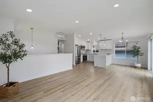 2126 E Grand Ave, Everett, WA 98201 - Photo 5