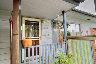 10728 29th Pl SW, Seattle, WA 98146 - Photo 19