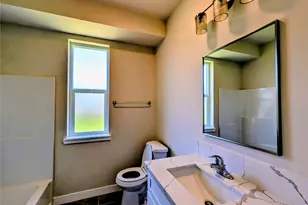 201 Stanley Ave, Algona, WA 98001 - Photo 11