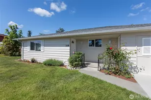 319 N Dunlap St, Sequim, WA 98382 - Photo 3