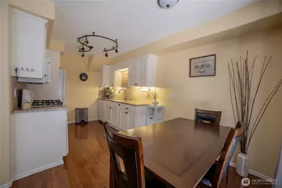 15633 44th Avenue W #B-1, Lynnwood, WA 98087 - Photo 5