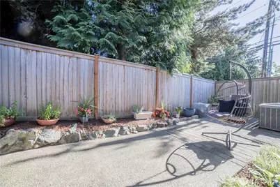 15633 44th Avenue W #B-1, Lynnwood, WA 98087 - Photo 31