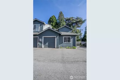 15633 44th Avenue W #B-1, Lynnwood, WA 98087 - Photo 3