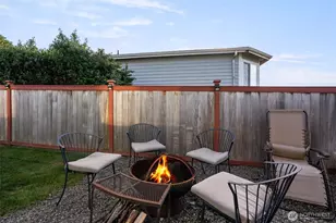 650 Medallion Pl E, Port Orchard, WA 98366 - Photo 25