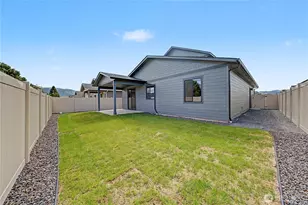 551 S Perry Ave, East Wenatchee, WA 98802 - Photo 11