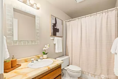 1011 Blue Heron Avenue NE, Bainbridge Island, WA 98110 - Photo 17
