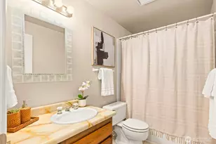 1011 Blue Heron Ave NE, Bainbridge Island, WA 98110 - Photo 17