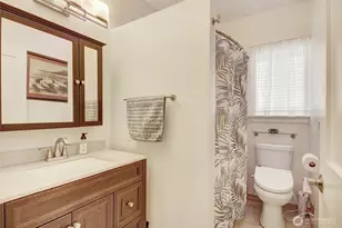 15901 108th St E, Puyallup, WA 98374 - Photo 11