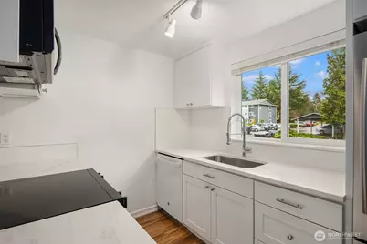14006 NE 181 Place #B206, Woodinville, WA 98072 - Photo 11