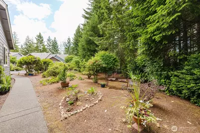 160 E Soderberg Road #H24, Allyn, WA 98524 - Photo 3