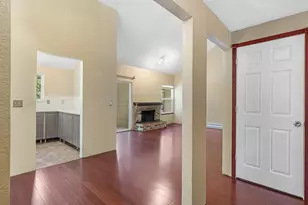 820 E Cady Rd, Everett, WA 98203 - Photo 9