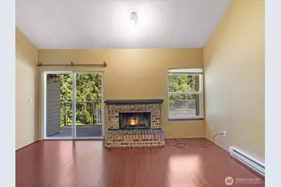 820 E Cady Road #D202, Everett, WA 98203 - Photo 7