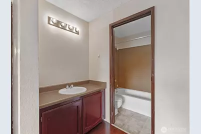 820 E Cady Road #D202, Everett, WA 98203 - Photo 13