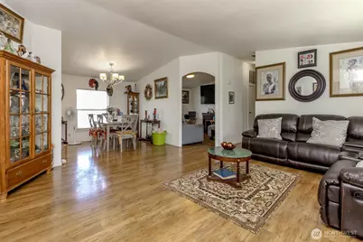 8216 19th Avenue E #10, Tacoma, WA 98404 - Photo 3