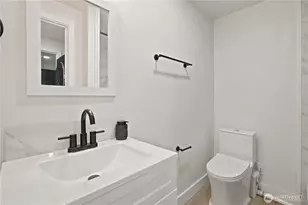 3519 NE 8th St, Renton, WA 98056 - Photo 33
