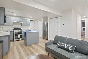 3519 NE 8th St, Renton, WA 98056 - Photo 31
