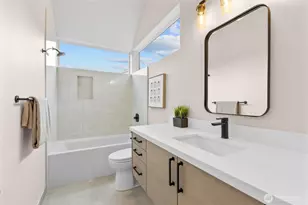 4235 S Bradford St, Seattle, WA 98118 - Photo 23