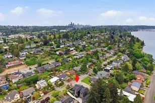 4235 S Bradford St, Seattle, WA 98118 - Photo 3