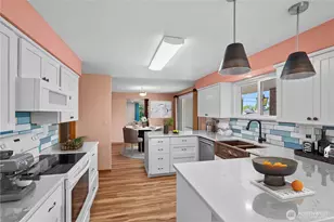 1809 5th St SW, Puyallup, WA 98371 - Photo 7