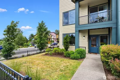 9796 11th Avenue SW, Seattle, WA 98106 - Photo 3