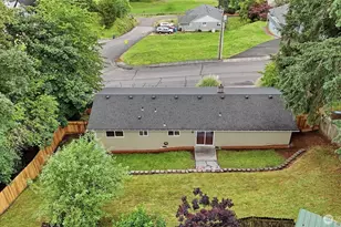 511 W 3rd St, La Center, WA 98629 - Photo 37