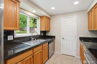 511 W 3rd Street, La Center, WA 98629 - Photo 15
