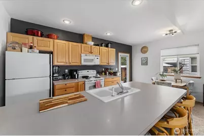 1002 Vassar Avenue, Wenatchee, WA 98801 - Photo 15