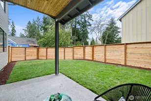 11340 23rd Ave NE, Seattle, WA 98125 - Photo 15